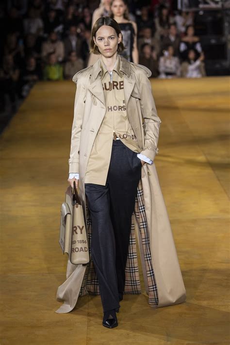 burberry 3 piece suit womens 2020|Burberry spring 2020.